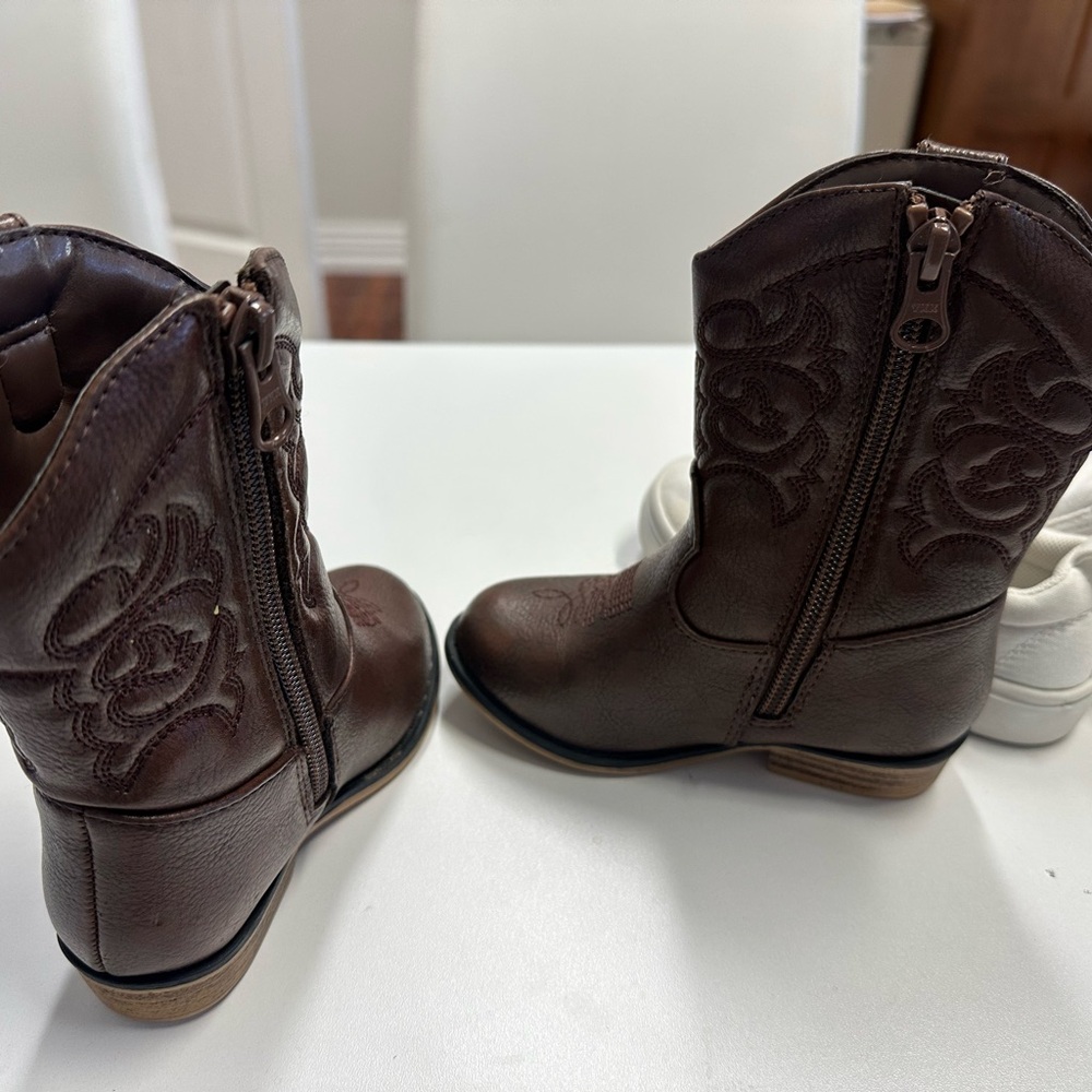 Kids Brown Cowboy Boots and White Slip-On Sneakers Set - Picture 4 of 8